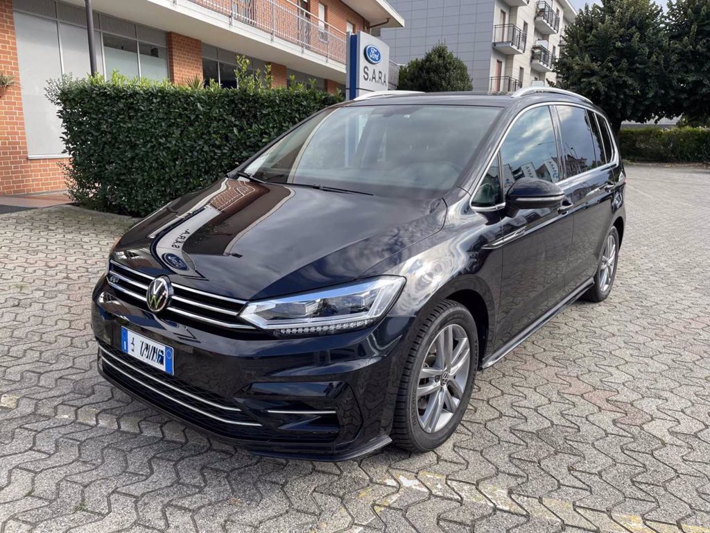 VOLKSWAGEN Touran 2.0 TDI 150 CV SCR DSG Executive BlueMotion Tech.