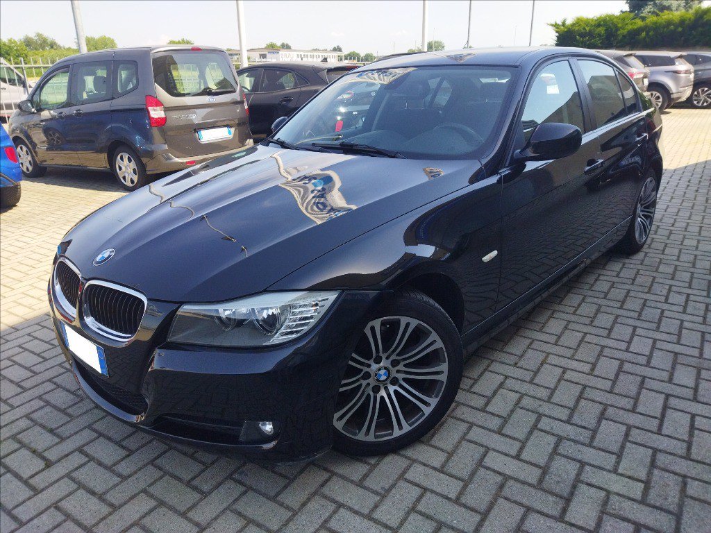BMW 318d Attiva