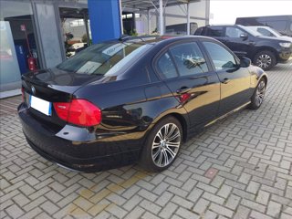 BMW 318d Attiva