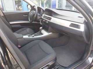 BMW 318d Attiva